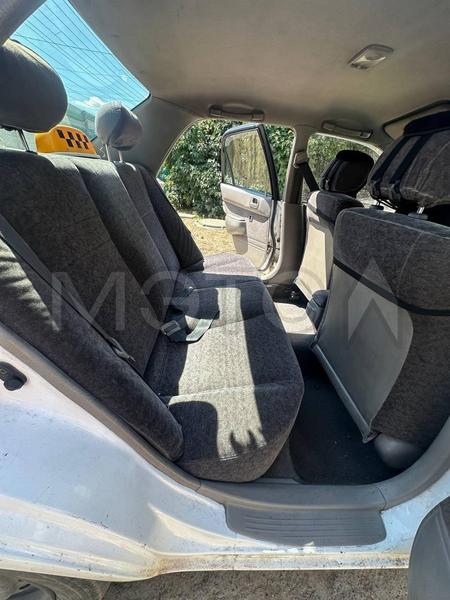 Toyota Corolla 1999, фото 9