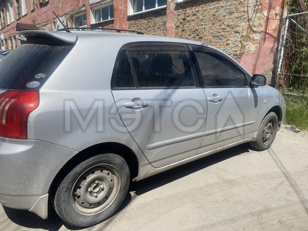 Toyota Corolla 2004, фото 4