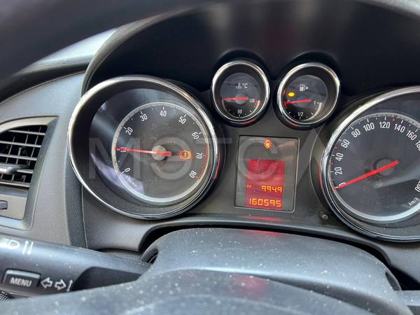 Opel Astra 2013, фото 7