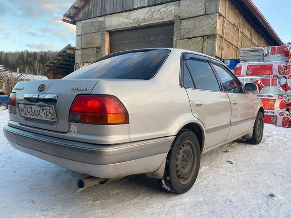 Toyota Corolla 1997, фото 2
