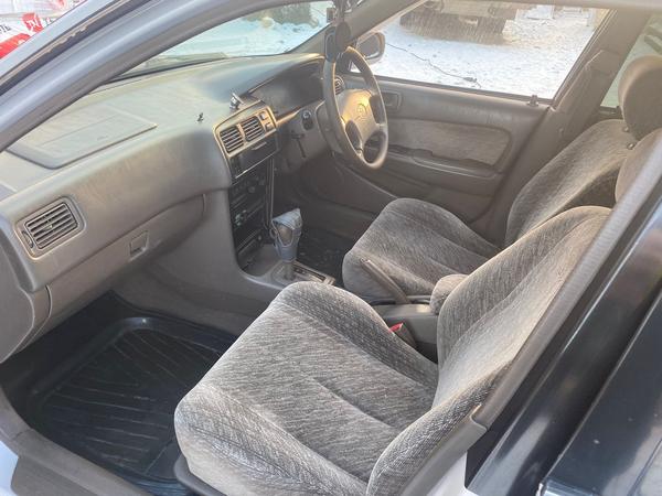 Toyota Corolla 1997, фото 6