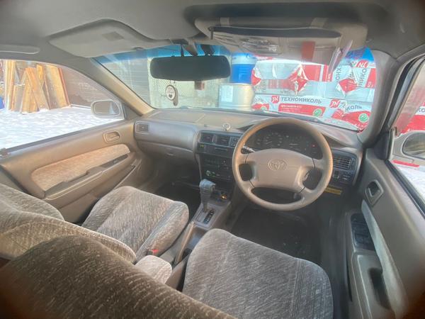 Toyota Corolla 1997, фото 4