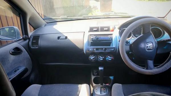Honda Fit 2001, фото 3