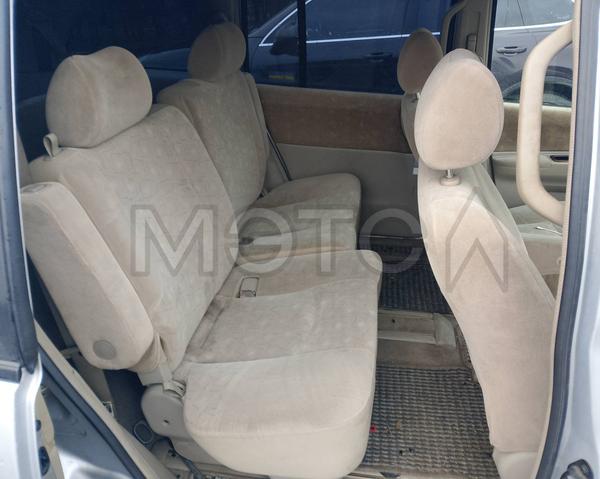 Nissan Liberty 2001, фото 4