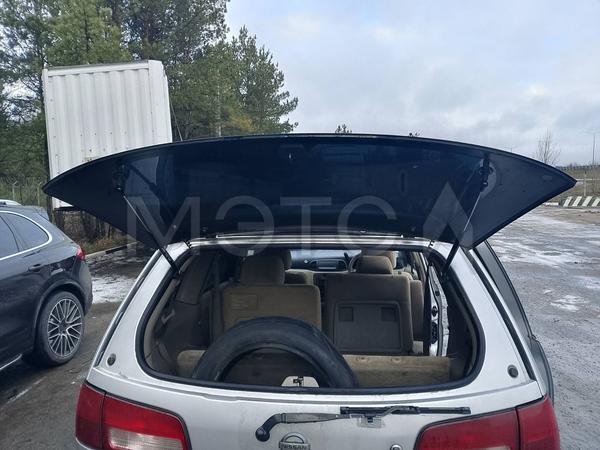 Nissan Liberty 2001, фото 13