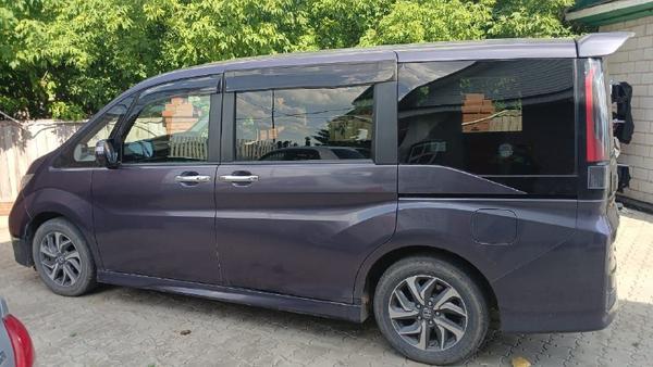 Honda Stepwgn 2015, фото 2