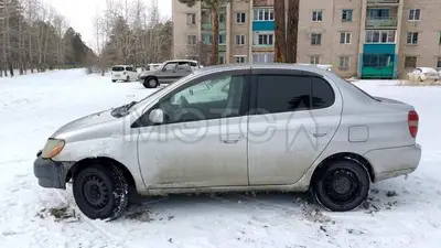 Toyota Platz 2000 с торгов по банкротству, фото 1