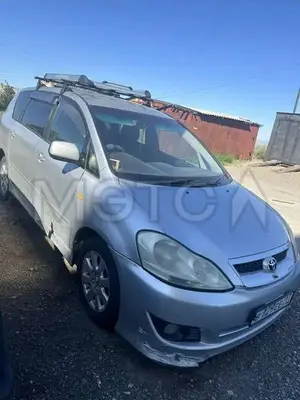 Toyota Ipsum 2001 с торгов по банкротству, фото 1