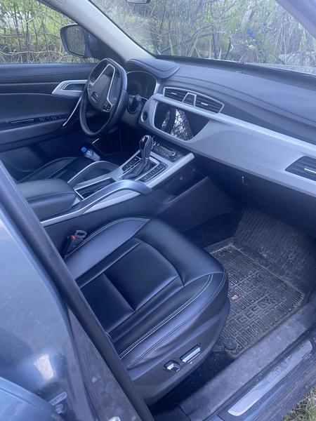 Geely Atlas 2021, фото 2