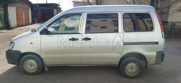 Toyota Noah 2000, фото 3