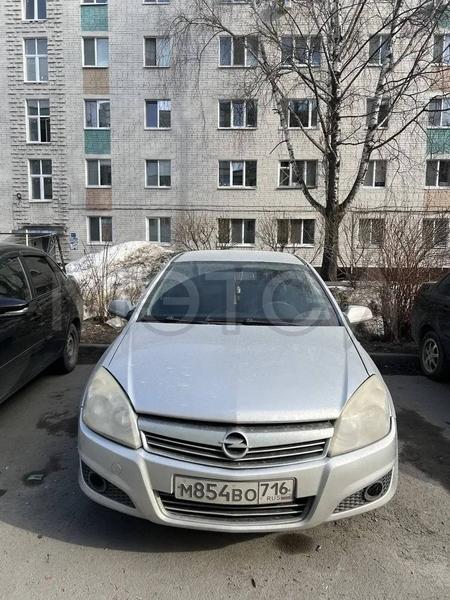 Opel Astra 2008, фото 2