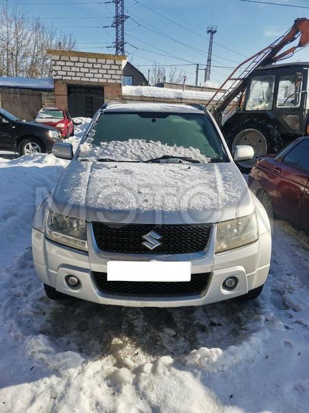 Suzuki Grand Vitara 2010, фото 2