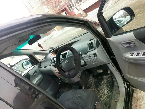 Toyota Voxy 2006, фото 6