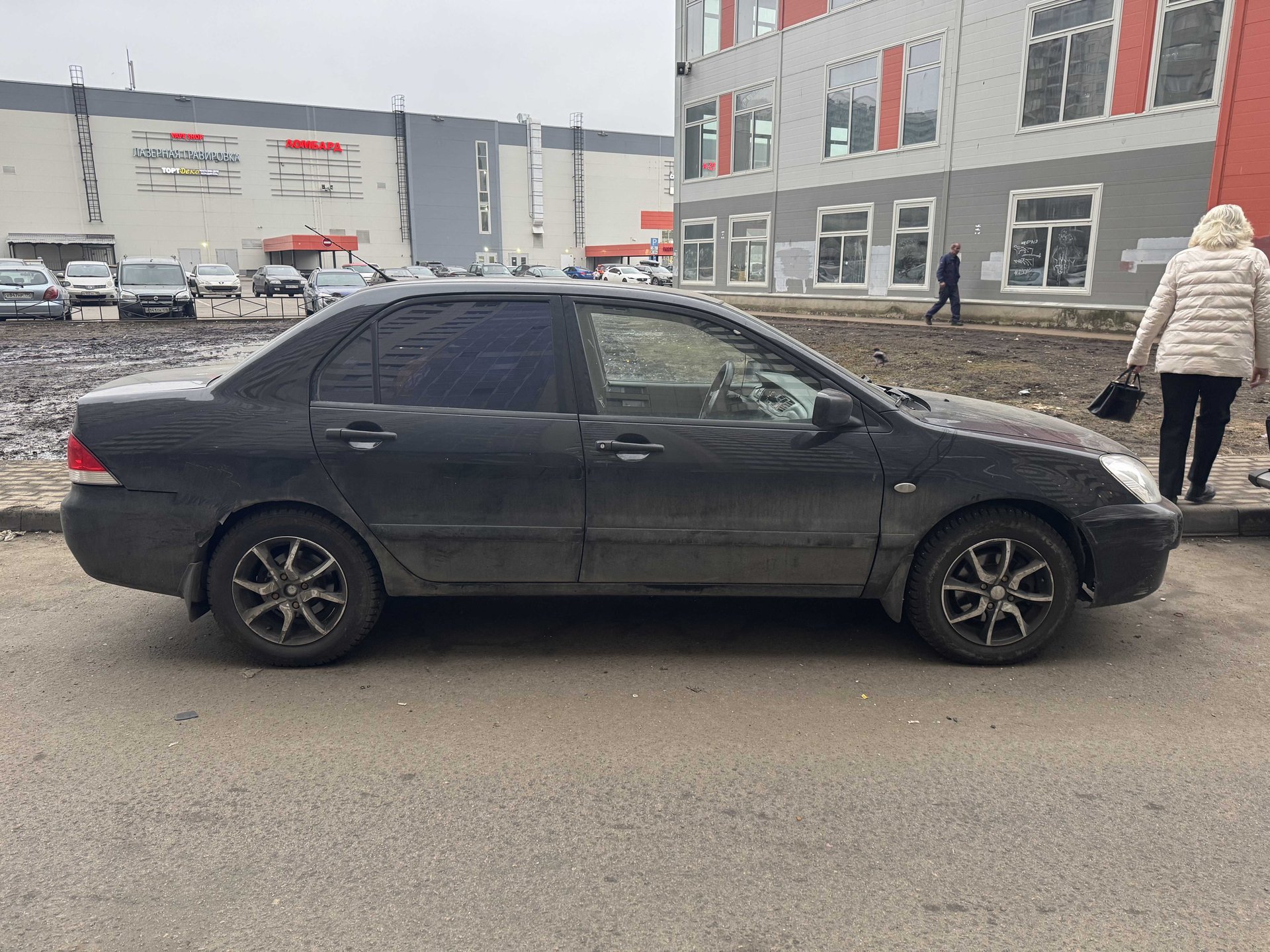 Mitsubishi Не указана