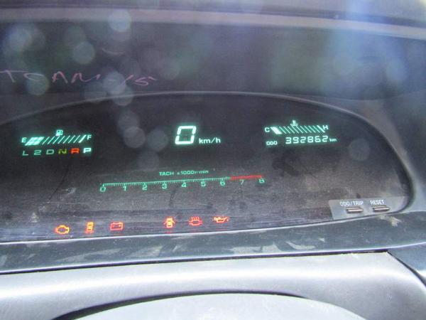 Toyota Vista 1992, фото 36