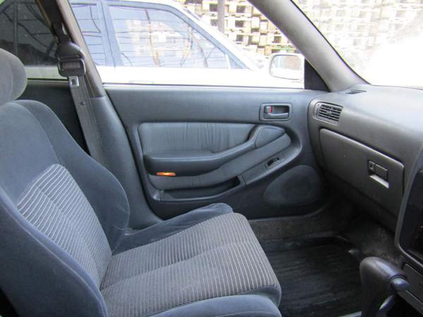 Toyota Vista 1992, фото 32