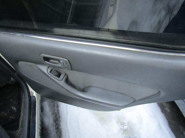 Toyota Vista 1992, фото 33