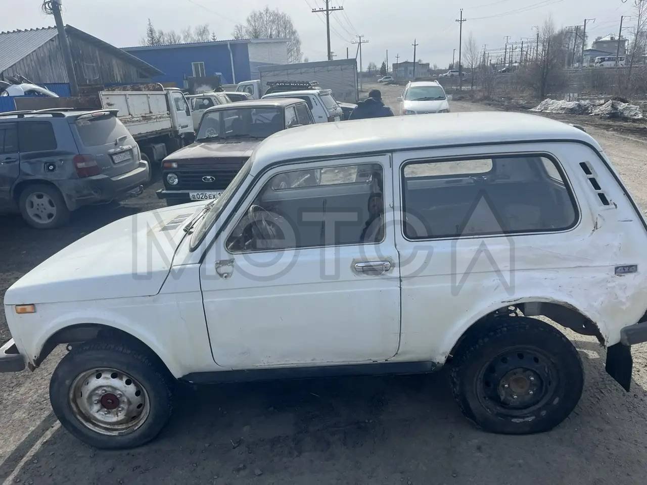 LADA 21213