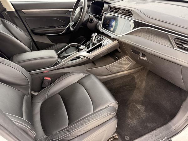 Geely Atlas Pro 2023, фото 8