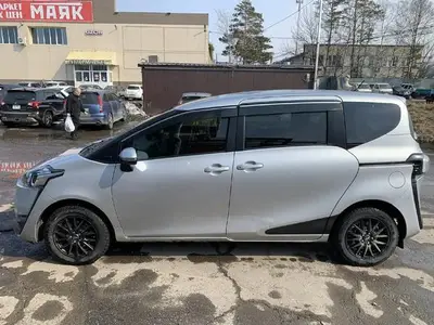 Toyota Sienta 2017 с торгов по банкротству, фото 1