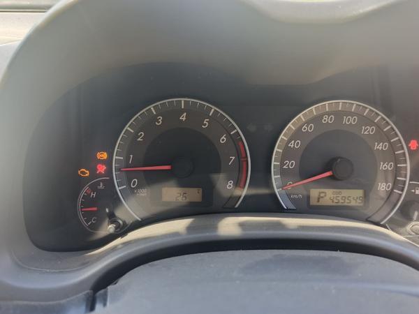Toyota Corolla 2010, фото 2