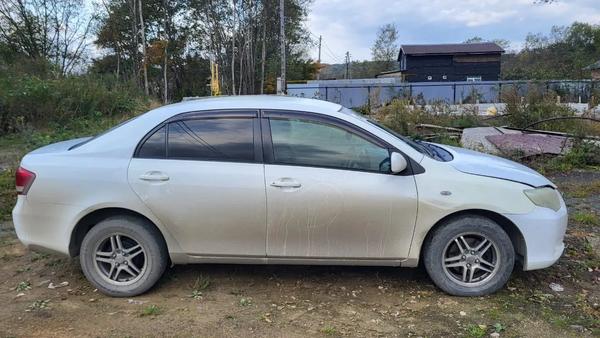 Toyota Corolla 2010, фото 2