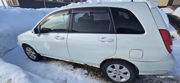 Suzuki Aerio 2002, фото 3