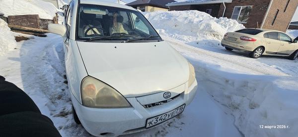 Suzuki Aerio 2002, фото 4