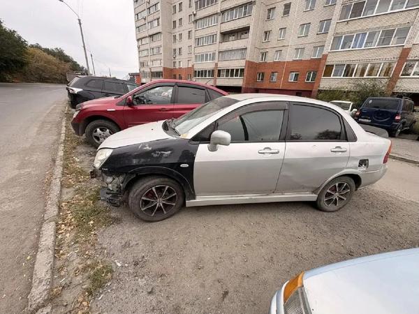 Suzuki Aerio 2005, фото 4