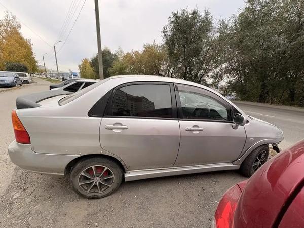 Suzuki Aerio 2005, фото 5