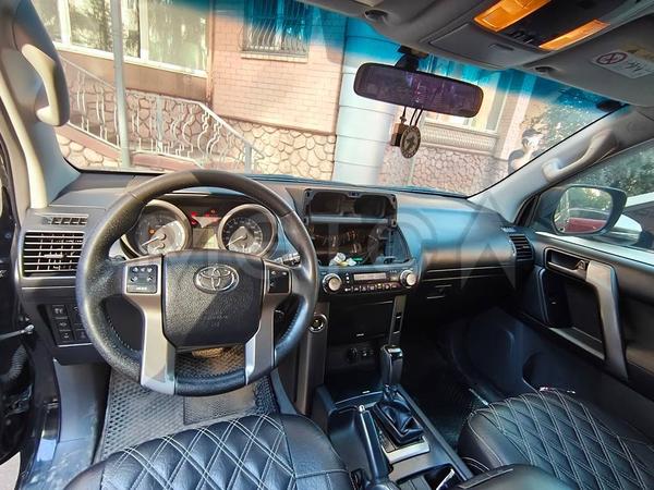 Toyota Land Cruiser Prado 2013, фото 6