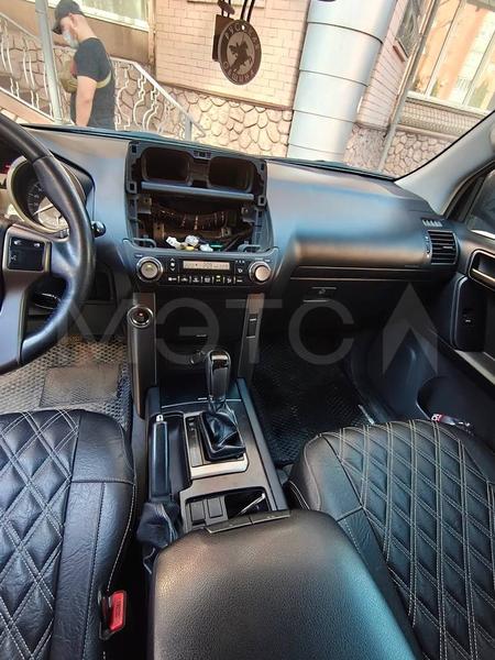 Toyota Land Cruiser Prado 2013, фото 14