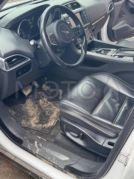 Jaguar F-Pace 2018, фото 5