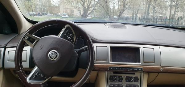 Jaguar XF 2011, фото 2