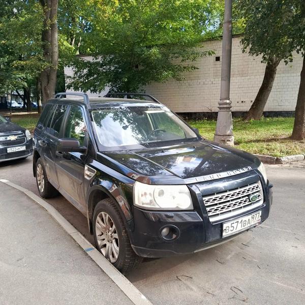 Land Rover Freelander 2010, фото 2
