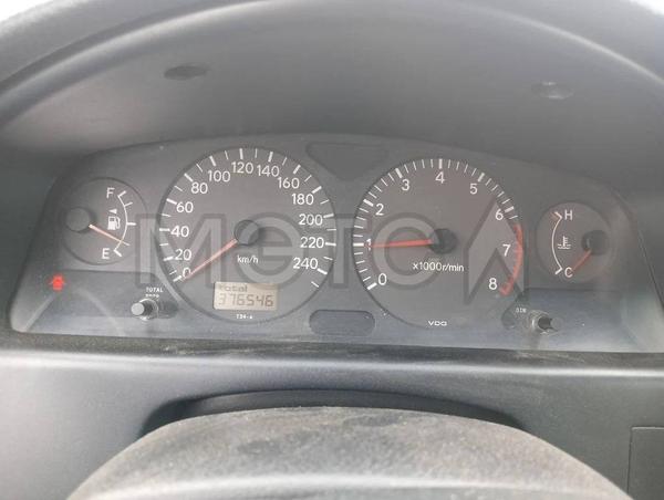 Toyota Avensis 2000, фото 13