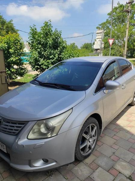 Toyota Avensis 2009, фото 2