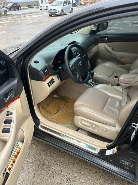 Toyota Avensis 2005, фото 2