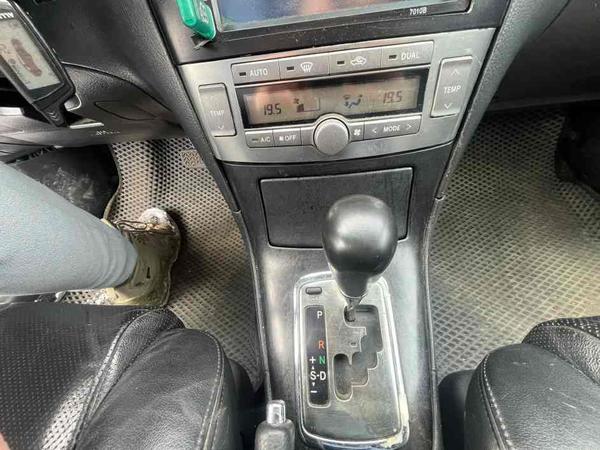 Toyota Avensis 2023, фото 39