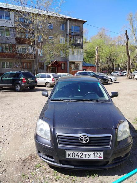 Toyota Avensis 2003, фото 2
