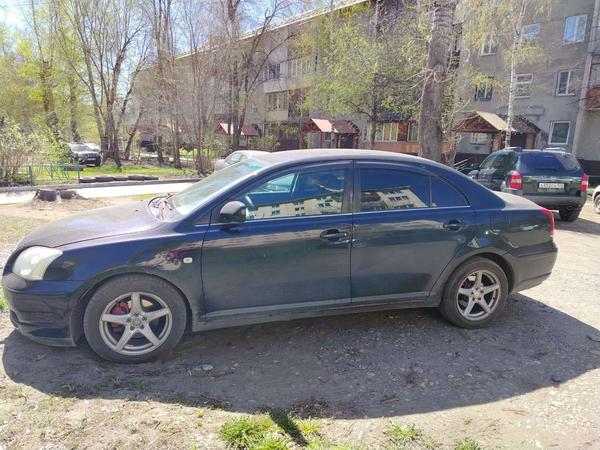 Toyota Avensis 2003, фото 3