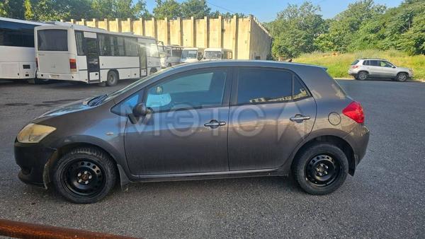 Toyota Auris 2008, фото 3