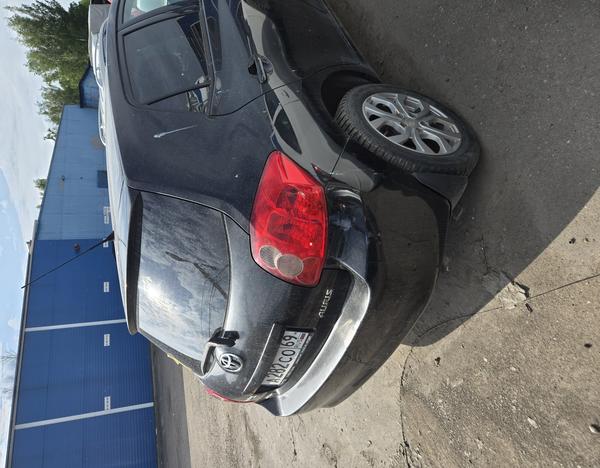Toyota Auris 2008, фото 3