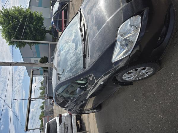 Toyota Auris 2008, фото 2