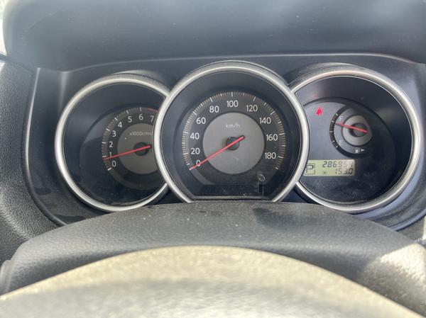 Nissan Tiida 2005, фото 9