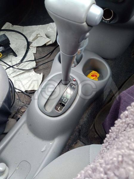 Toyota Vitz 2000, фото 9