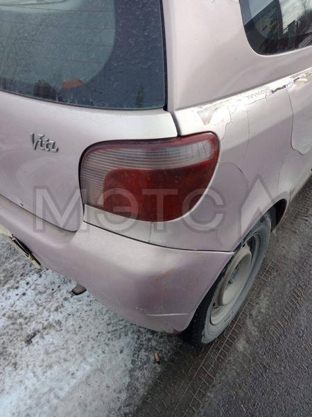 Toyota Vitz 2000, фото 6