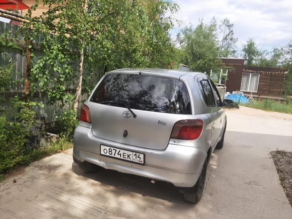 Toyota Vitz 2001, фото 11