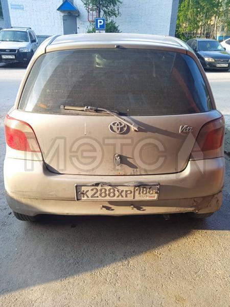 Toyota Vitz 2001, фото 5