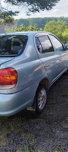 Toyota Platz 2002, фото 2